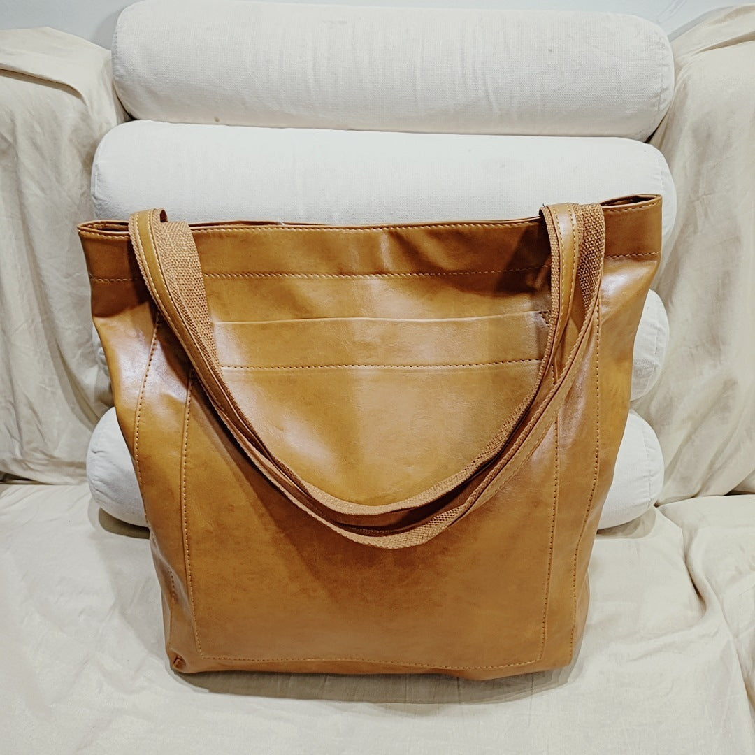 Nyome | Large retro shoulder bag